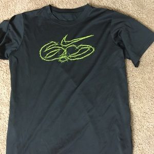 Nike t shirt